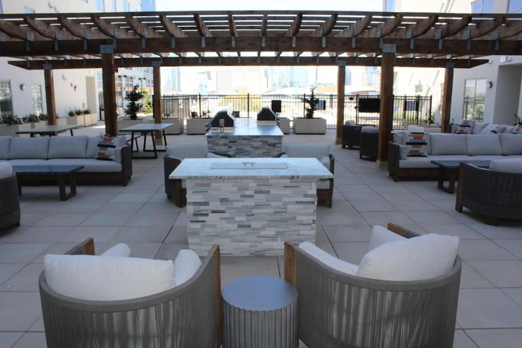 Luxury In The Gulch Appartement Nashville Buitenkant foto